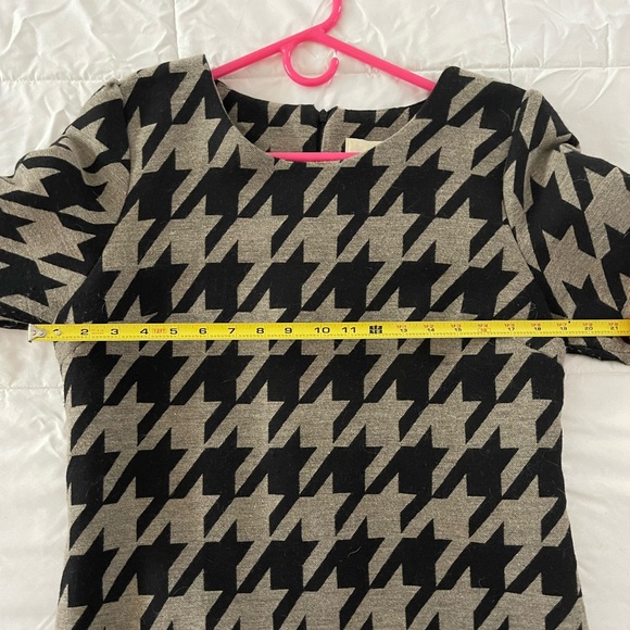 JOA Houndstooth Print Dress - Picture 8 of 8